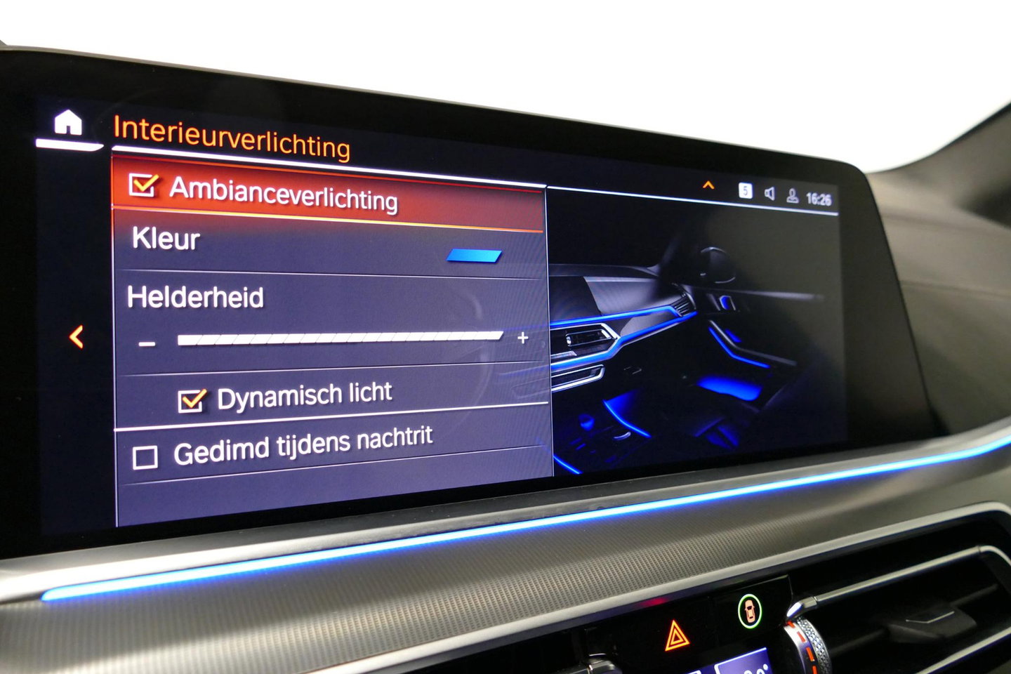 BMW X5 xDrive45e M Sport / Maxton Design Bodykit V.2 / Panoramadak / Achterasbesturing / BMW Laser Light / Elektr. verstelbare voorstoelen + memory / Stoelkoeling + -verwarming / Soft Close / Ambienteverlichting / HUD / Rondomzichtcamera / Apple Carplay - Androi