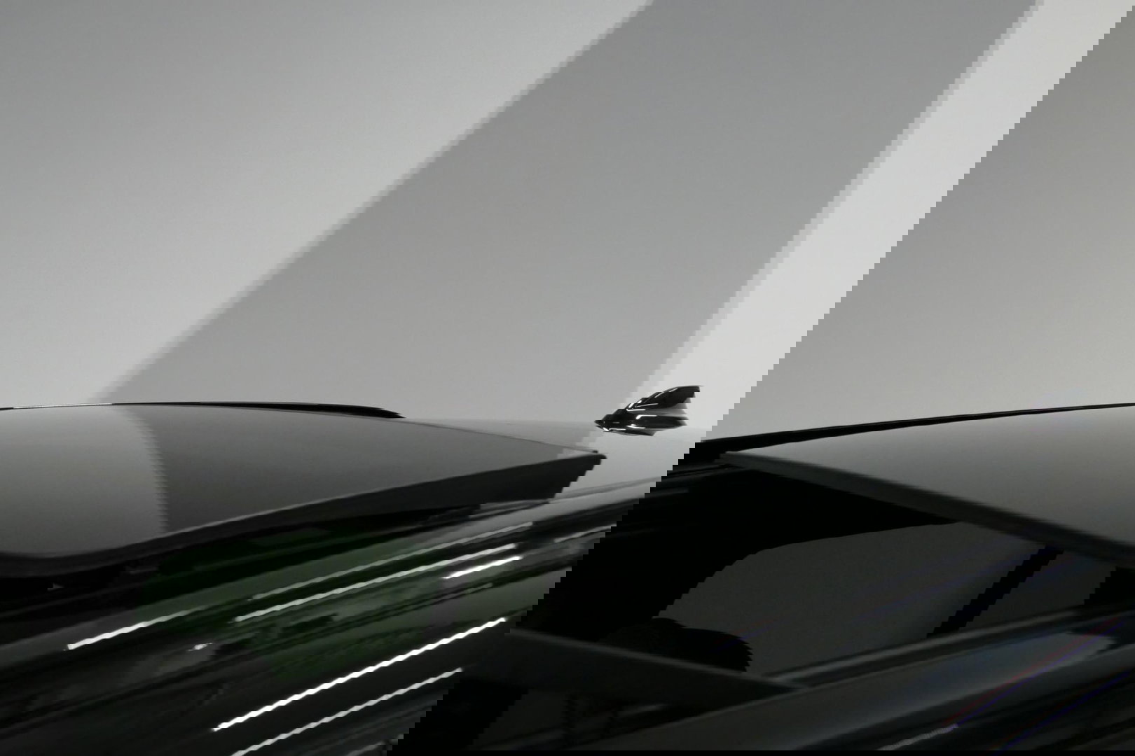 BMW X5 xDrive45e M Sport / Maxton Design Bodykit V.2 / Panoramadak / Achterasbesturing / BMW Laser Light / Elektr. verstelbare voorstoelen + memory / Stoelkoeling + -verwarming / Soft Close / Ambienteverlichting / HUD / Rondomzichtcamera / Apple Carplay - Androi