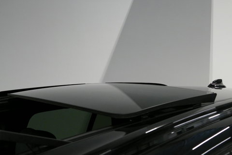 BMW X5 xDrive45e M Sport / Maxton Design Bodykit V.2 / Panoramadak / Achterasbesturing / BMW Laser Light / Elektr. verstelbare voorstoelen + memory / Stoelkoeling + -verwarming / Soft Close / Ambienteverlichting / HUD / Rondomzichtcamera / Apple Carplay - Androi