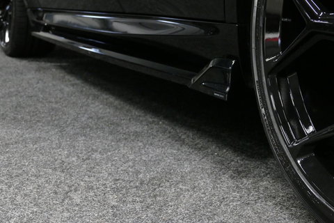 BMW X5 xDrive45e M Sport / Maxton Design Bodykit V.2 / Panoramadak / Achterasbesturing / BMW Laser Light / Elektr. verstelbare voorstoelen + memory / Stoelkoeling + -verwarming / Soft Close / Ambienteverlichting / HUD / Rondomzichtcamera / Apple Carplay - Androi