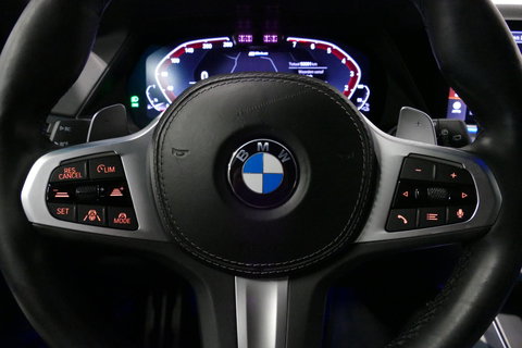 BMW X5 xDrive45e M Sport / Maxton Design Bodykit V.2 / Panoramadak / Achterasbesturing / BMW Laser Light / Elektr. verstelbare voorstoelen + memory / Stoelkoeling + -verwarming / Soft Close / Ambienteverlichting / HUD / Rondomzichtcamera / Apple Carplay - Androi