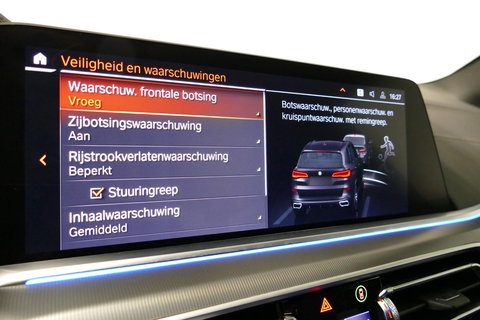 BMW X5 xDrive45e M Sport / Maxton Design Bodykit V.2 / Panoramadak / Achterasbesturing / BMW Laser Light / Elektr. verstelbare voorstoelen + memory / Stoelkoeling + -verwarming / Soft Close / Ambienteverlichting / HUD / Rondomzichtcamera / Apple Carplay - Androi