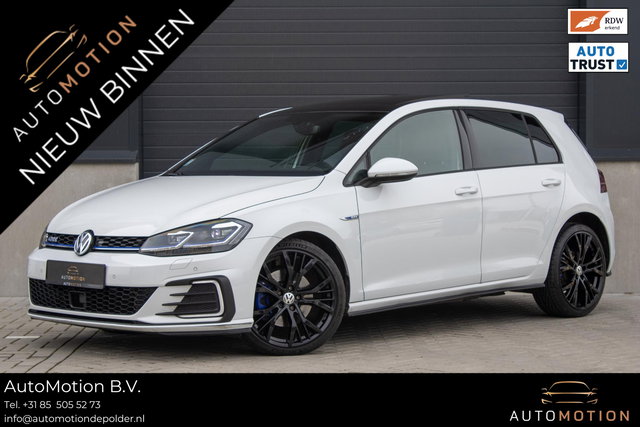 Volkswagen Golf - 1.4 TSI PHEV GTE PANO STOELVERWARMING CAMERA