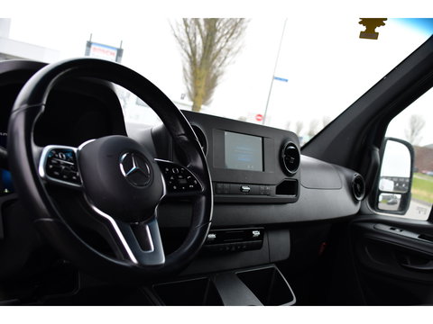 Mercedes-Benz Sprinter 315 1.9 CDI L2H2 FWD AMG Edition Adaptieve Cruise, Camera, Carplay, 150pk, LED, Dodehoek, Sensoren, Multimedia, Uniek!