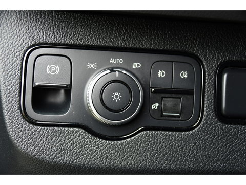 Mercedes-Benz Sprinter 315 1.9 CDI L2H2 FWD AMG Edition Adaptieve Cruise, Camera, Carplay, 150pk, LED, Dodehoek, Sensoren, Multimedia, Uniek!