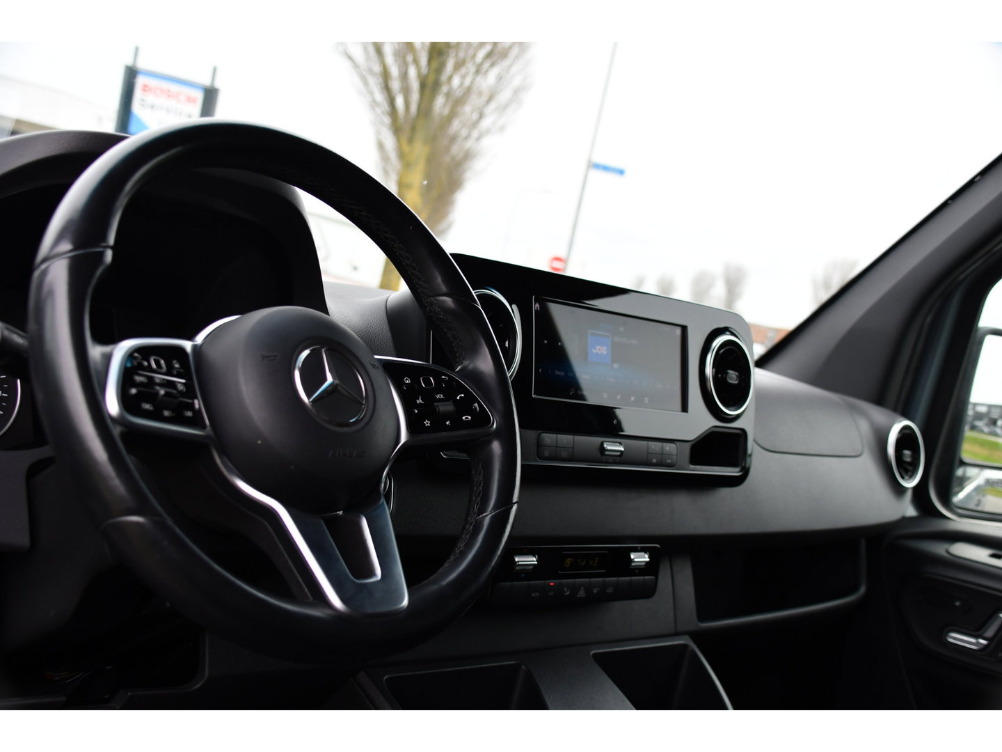 Mercedes-Benz Sprinter 319 V6 3.0 CDI L2H1 DC PB Edition