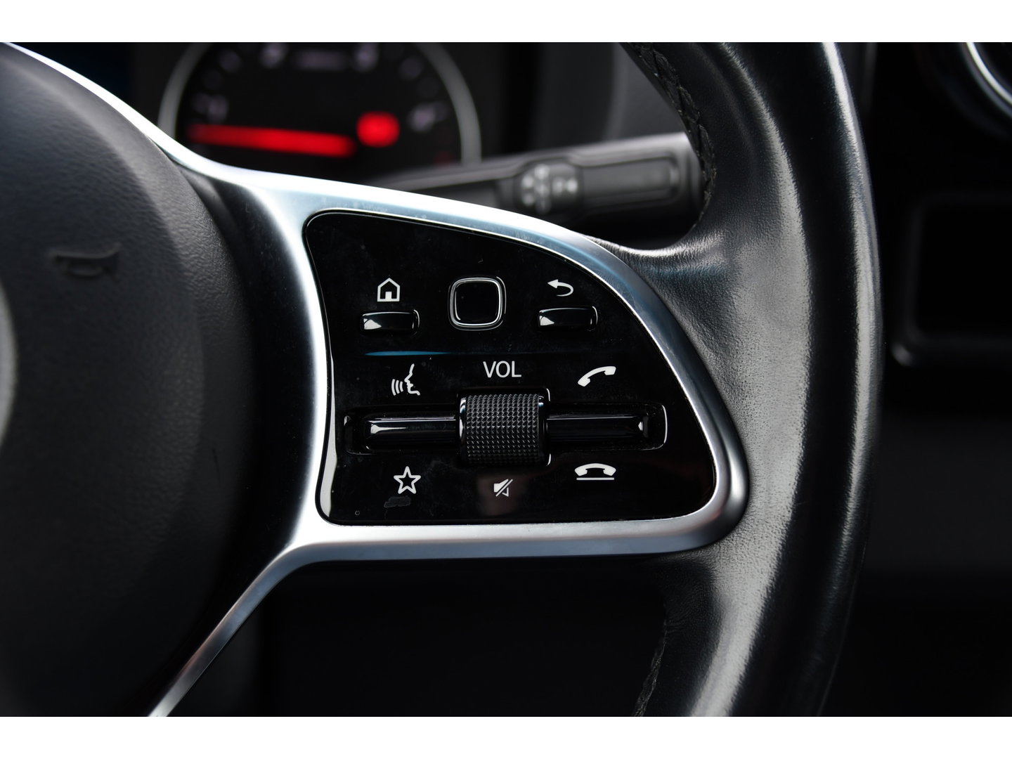 Mercedes-Benz Sprinter 319 V6 3.0 CDI L2H1 DC PB Edition