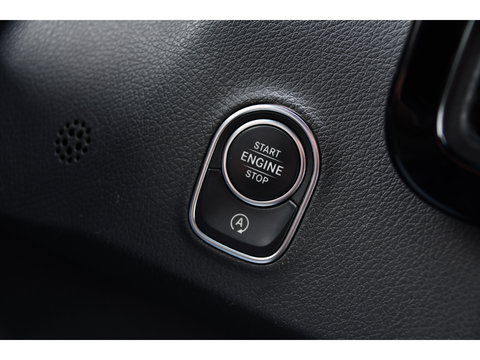 Mercedes-Benz Sprinter 319 V6 3.0 CDI L2H1 DC PB Edition