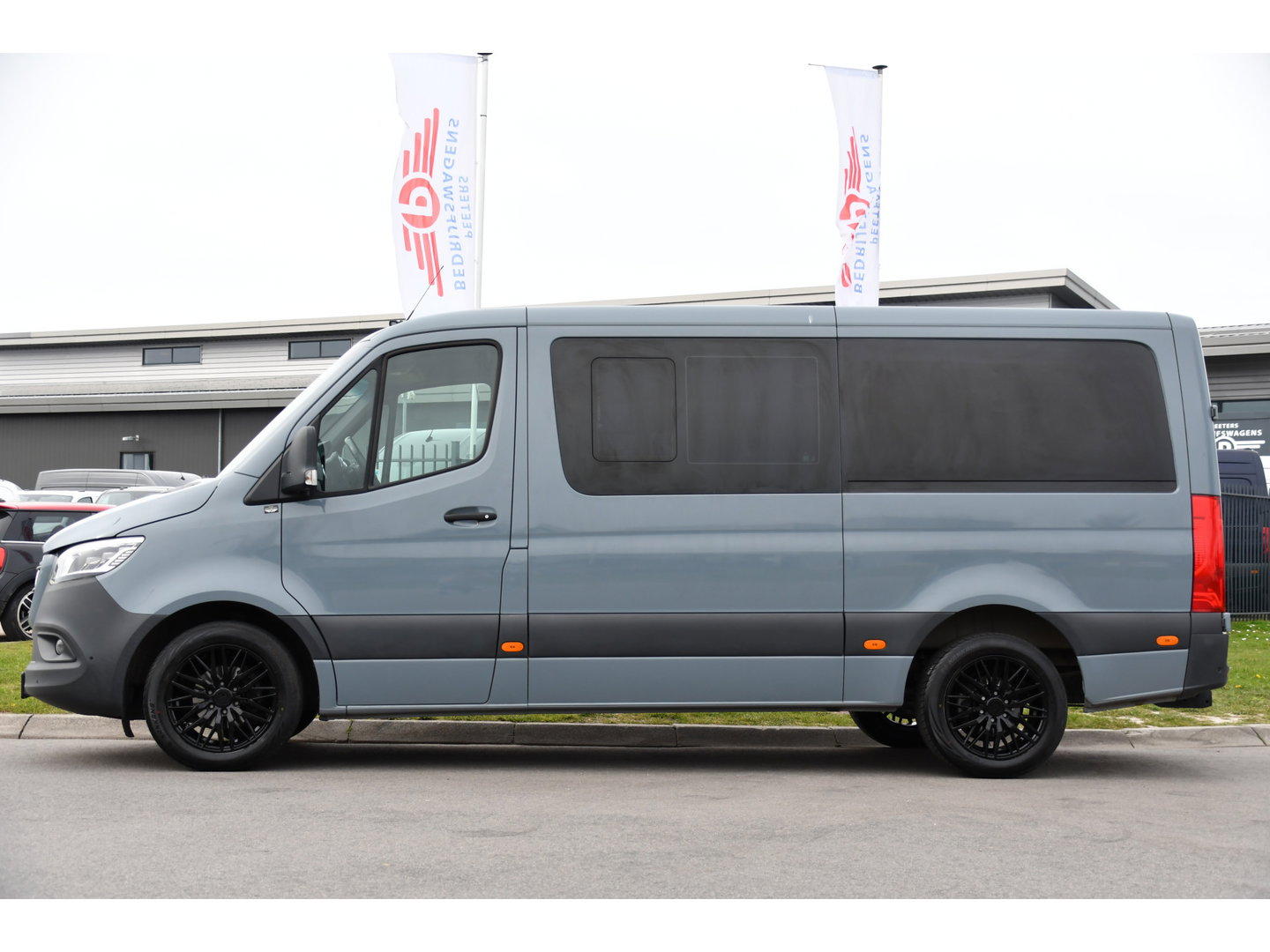 Mercedes-Benz Sprinter 319 V6 3.0 CDI L2H1 DC PB Edition