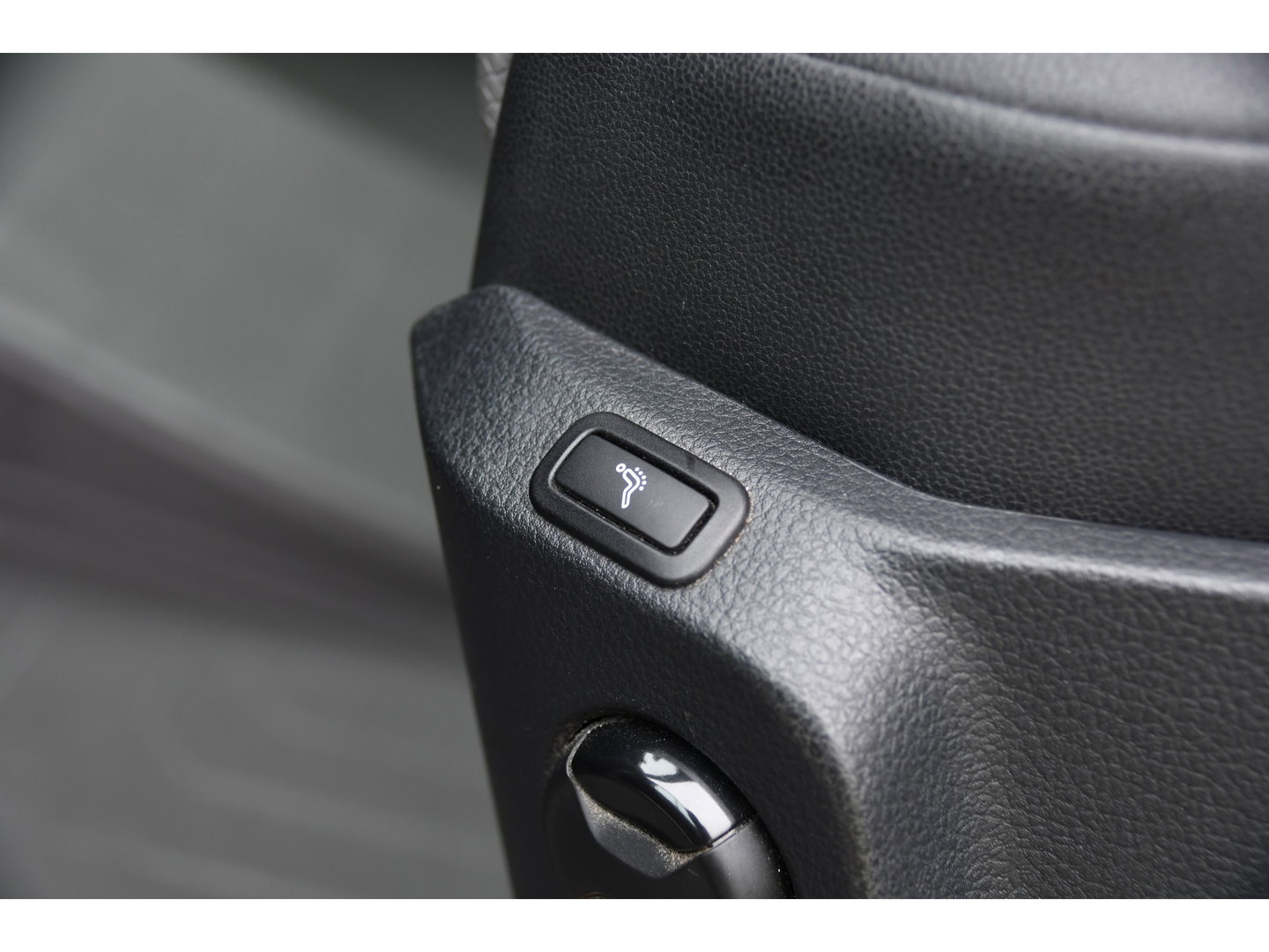 Volkswagen Crafter 35 2.0 TDI L3H3 Highline PB Edition Adaptieve Cruise, Camera, Carplay, LED, Clima, Stoelverwarming, 177pk, Automaat, Leder, Uniek!