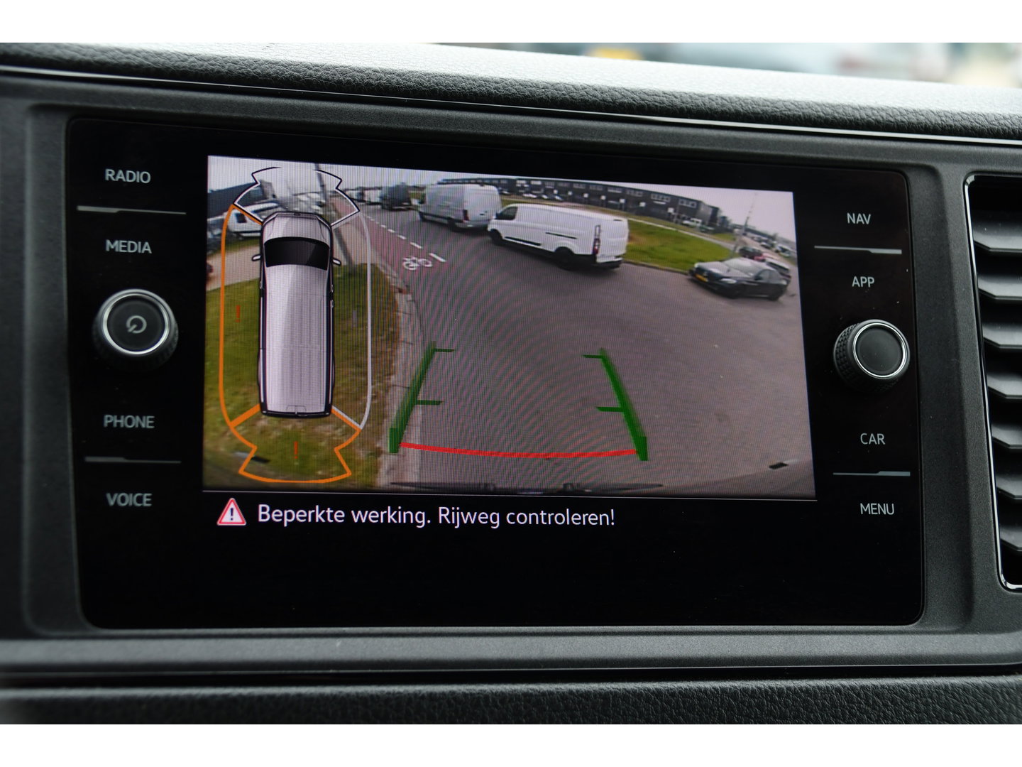 Volkswagen Crafter 35 2.0 TDI L3H3 Highline PB Edition Adaptieve Cruise, Camera, Carplay, LED, Clima, Stoelverwarming, 177pk, Automaat, Leder, Uniek!