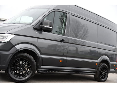 Volkswagen Crafter 35 2.0 TDI L3H3 Highline PB Edition Adaptieve Cruise, Camera, Carplay, LED, Clima, Stoelverwarming, 177pk, Automaat, Leder, Uniek!