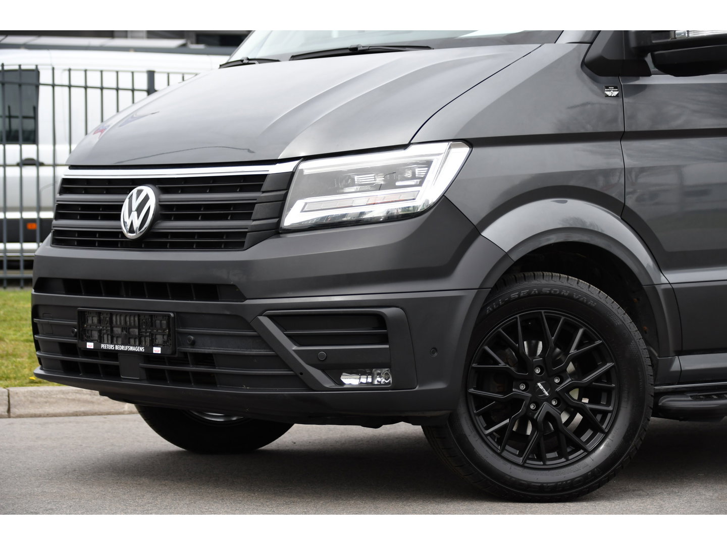 Volkswagen Crafter 35 2.0 TDI L3H3 Highline PB Edition Adaptieve Cruise, Camera, Carplay, LED, Clima, Stoelverwarming, 177pk, Automaat, Leder, Uniek!