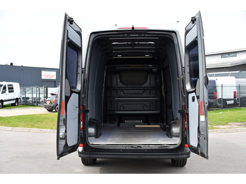 Volkswagen Crafter 35 2.0 TDI L3H3 Highline PB Edition Adaptieve Cruise, Camera, Carplay, LED, Clima, Stoelverwarming, 177pk, Automaat, Leder, Uniek!