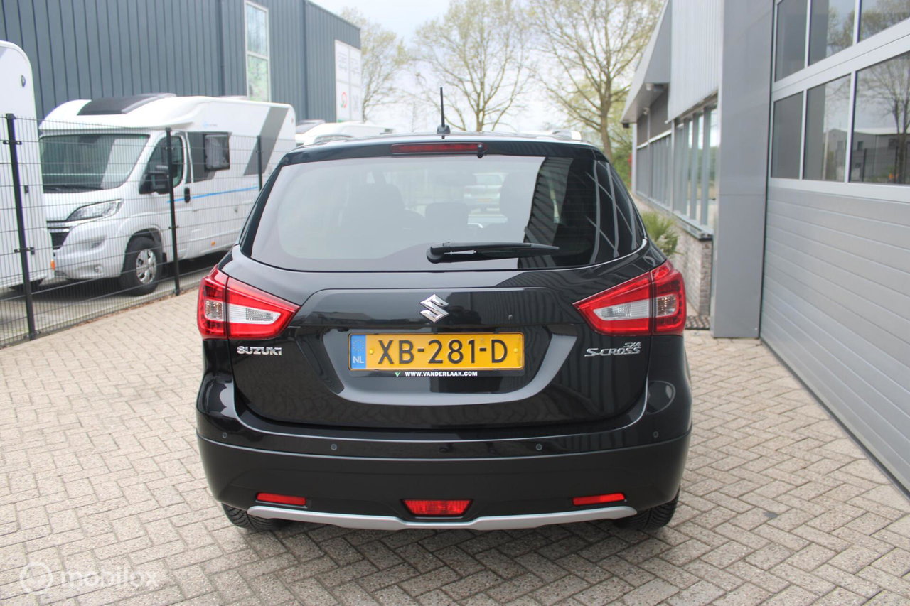 Suzuki S-Cross
