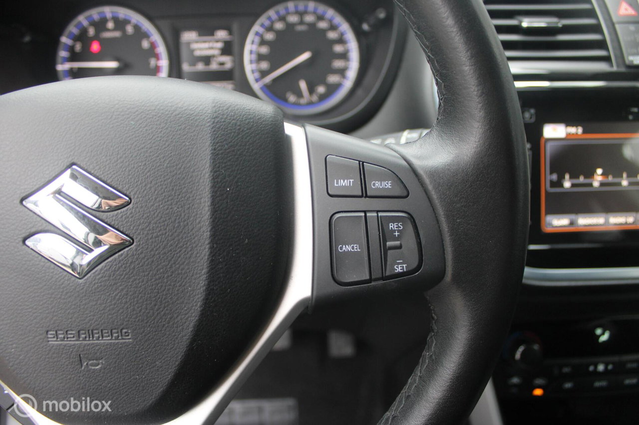 Suzuki S-Cross