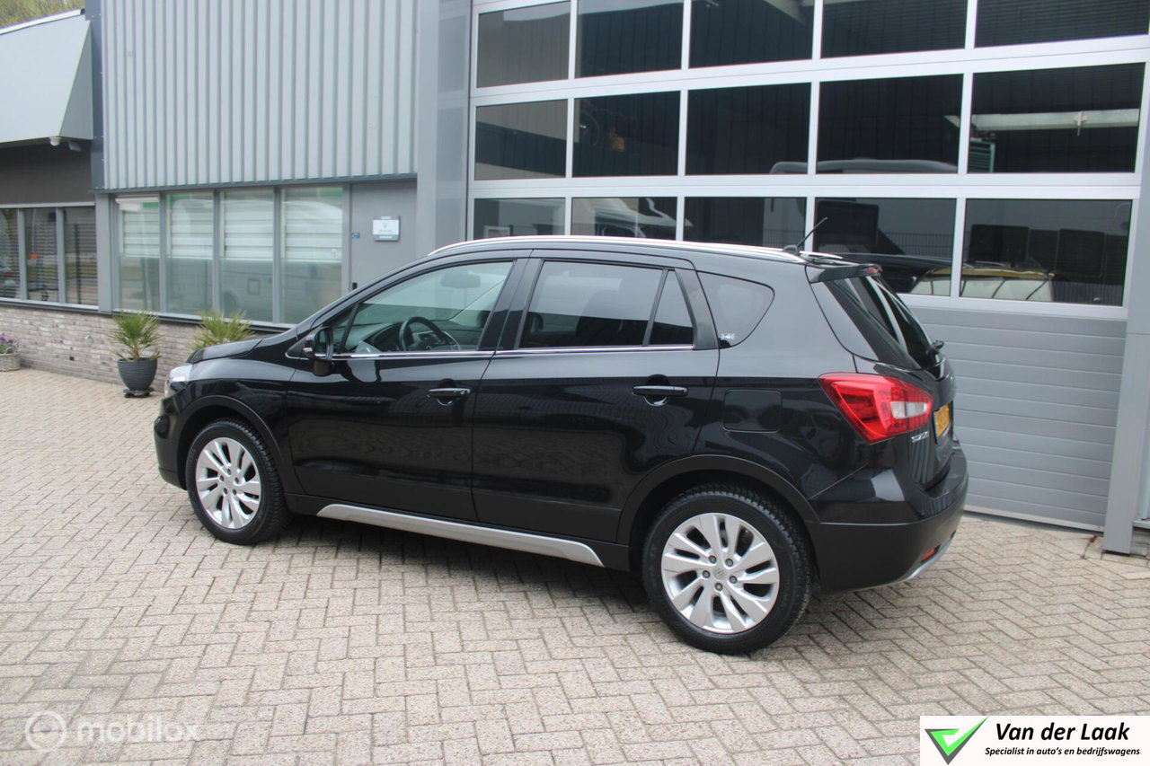 Suzuki S-Cross