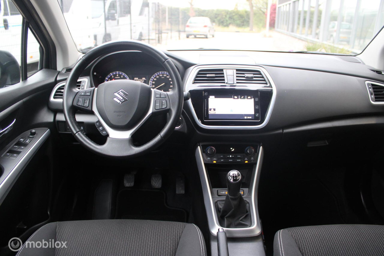 Suzuki S-Cross