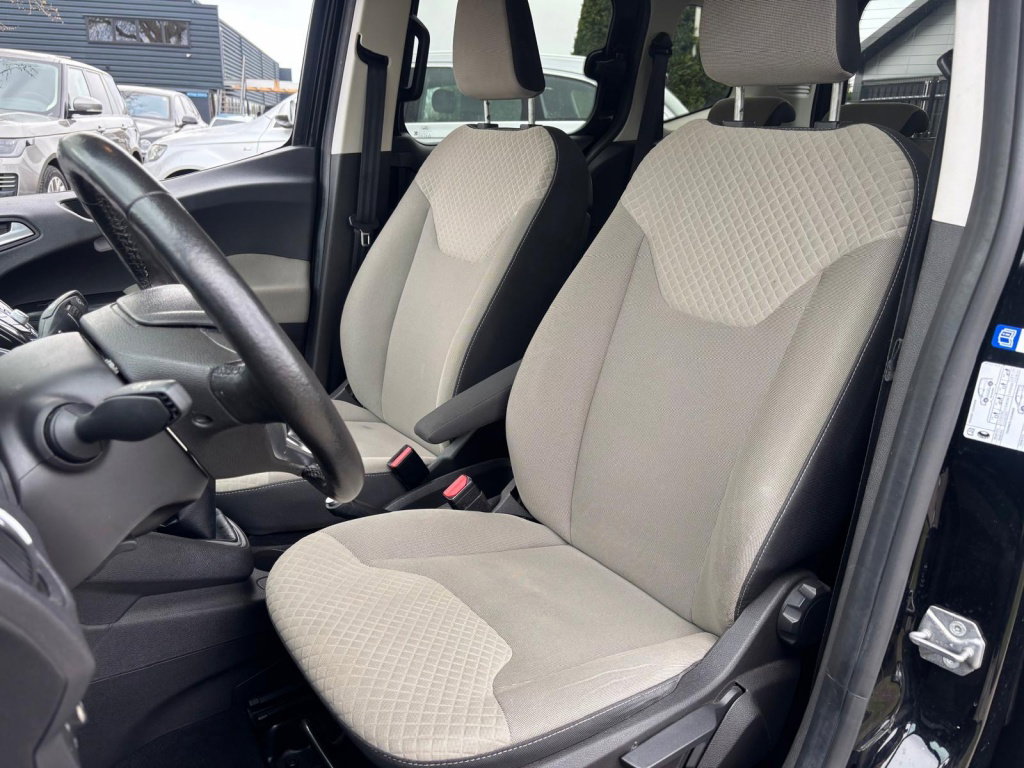 Ford Tourneo Courier