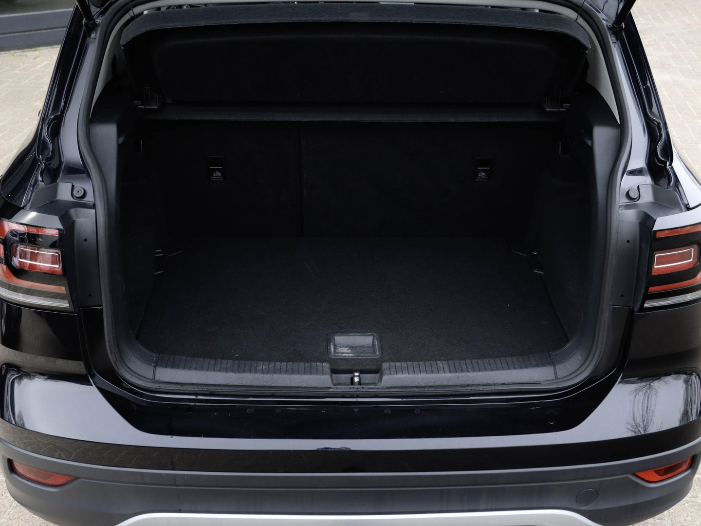 Volkswagen T-Cross 1.0 TSI Style DSG 110PK | Trekhaak | Navigatie