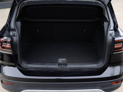 Volkswagen T-Cross 1.0 TSI Style DSG 110PK | Trekhaak | Navigatie