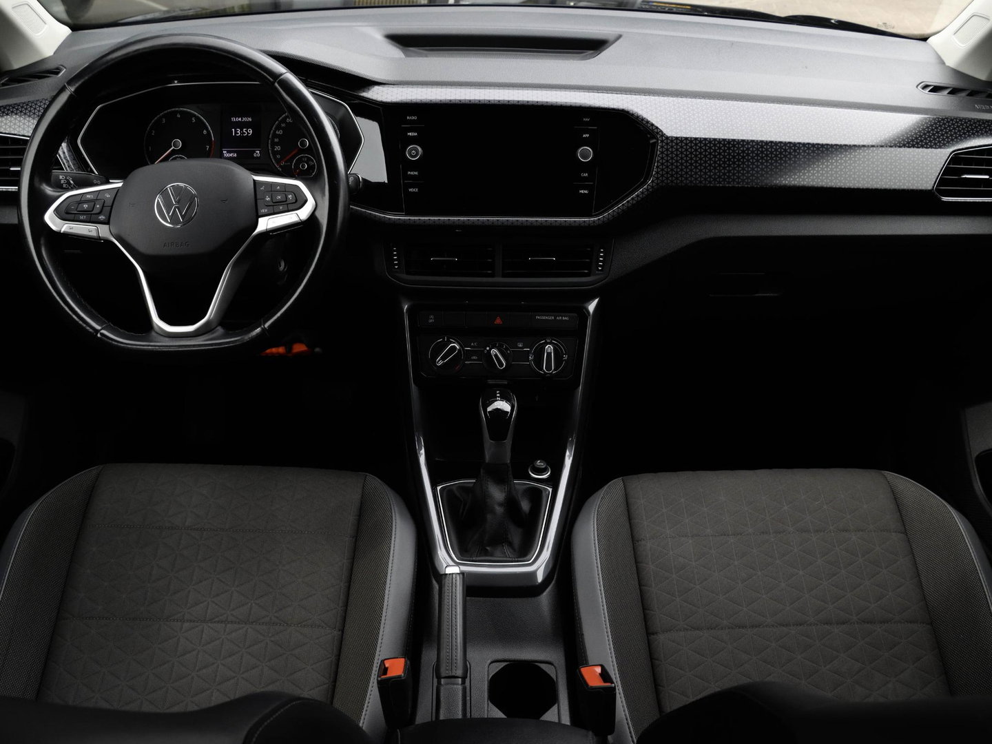 Volkswagen T-Cross 1.0 TSI Style DSG 110PK | Trekhaak | Navigatie