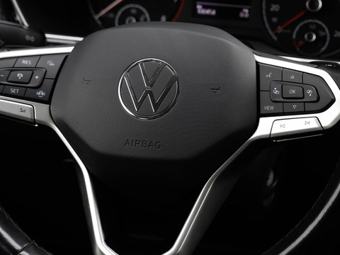 Volkswagen T-Cross 1.0 TSI Style DSG 110PK | Trekhaak | Navigatie