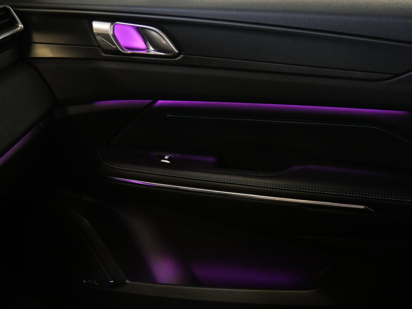 Lynk & Co 01 1.5 PHEV/ PANORAMADAK/ NL AUTO VAN 1STE EIGENAAR