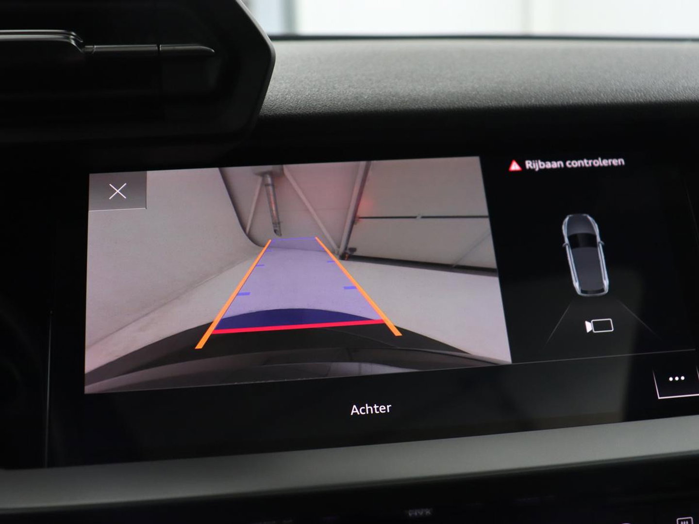 Audi A3 30 TFSI Advanced edition | Panoramadak | Stoelverwarming | Camera | Carplay | Sportstoelen | Navigatie | Full LED | Virtual Cockpit | Getint glas | Climate control | Parkeerhulp | Cruise control