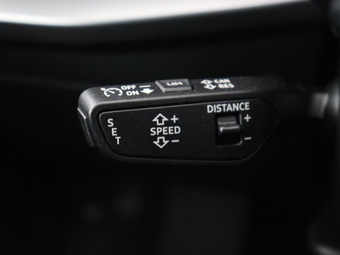 Audi A3 30 TFSI Advanced edition | Panoramadak | Stoelverwarming | Camera | Carplay | Sportstoelen | Navigatie | Full LED | Virtual Cockpit | Getint glas | Climate control | Parkeerhulp | Cruise control