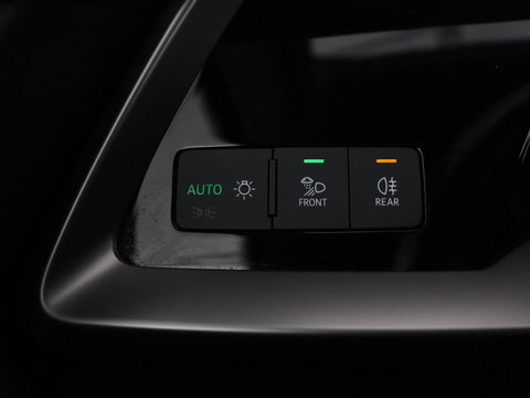 Audi A3 30 TFSI Advanced edition | Panoramadak | Stoelverwarming | Camera | Carplay | Sportstoelen | Navigatie | Full LED | Virtual Cockpit | Getint glas | Climate control | Parkeerhulp | Cruise control