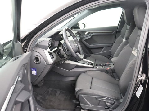 Audi A3 30 TFSI Advanced edition | Panoramadak | Stoelverwarming | Camera | Carplay | Sportstoelen | Navigatie | Full LED | Virtual Cockpit | Getint glas | Climate control | Parkeerhulp | Cruise control