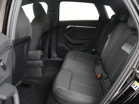 Audi A3 30 TFSI Advanced edition | Panoramadak | Stoelverwarming | Camera | Carplay | Sportstoelen | Navigatie | Full LED | Virtual Cockpit | Getint glas | Climate control | Parkeerhulp | Cruise control