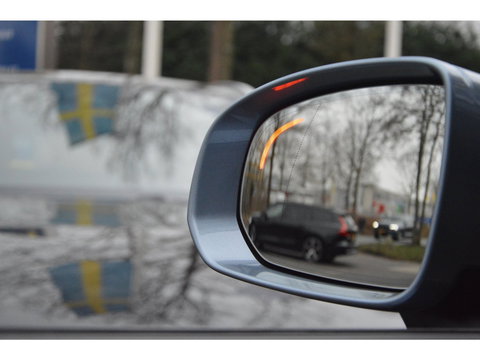 Volvo V90 Cross Country T5 AWD | Panoramadak | Trekhaak 2400KG | Stoelverwarming | Leer | Apple CarPlay | BLIS |