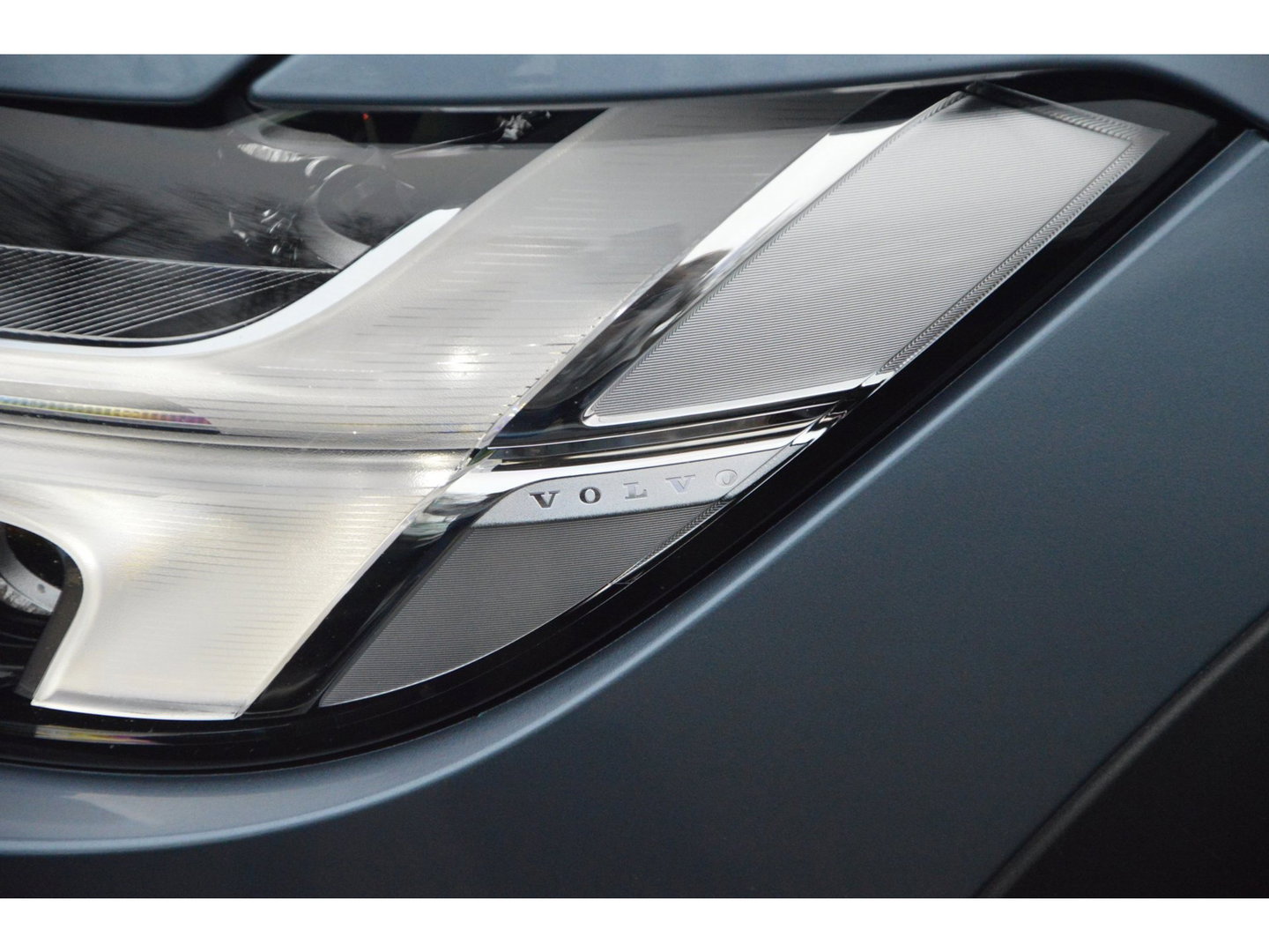 Volvo V90 Cross Country T5 AWD | Panoramadak | Trekhaak 2400KG | Stoelverwarming | Leer | Apple CarPlay | BLIS |