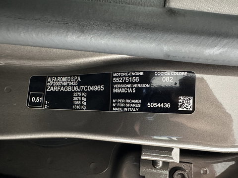 Alfa Romeo Stelvio 2.2d Super Aut. *LEATHER-FABRIC | BI-XENON | DAB+ | NAVI-FULLMAP | COMFORT-SEATS | ECC | CRUISE | PDC | 18"ALU*