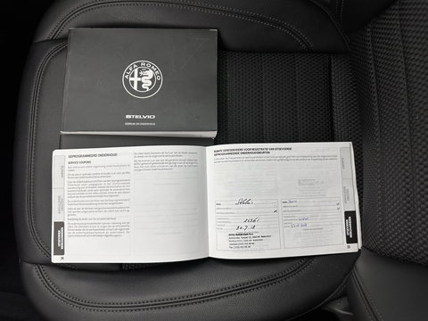 Alfa Romeo Stelvio 2.2d Super Aut. *LEATHER-FABRIC | BI-XENON | DAB+ | NAVI-FULLMAP | COMFORT-SEATS | ECC | CRUISE | PDC | 18"ALU*