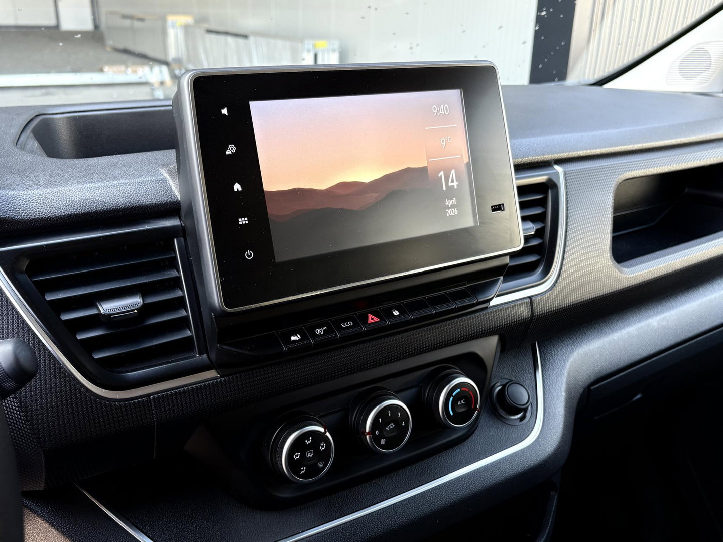 Renault Trafic Blue dCi | PERSONENBUS | INCL BTW BPM | CARPLAY | LED | CRUISE | STUURWIELBEDIENING