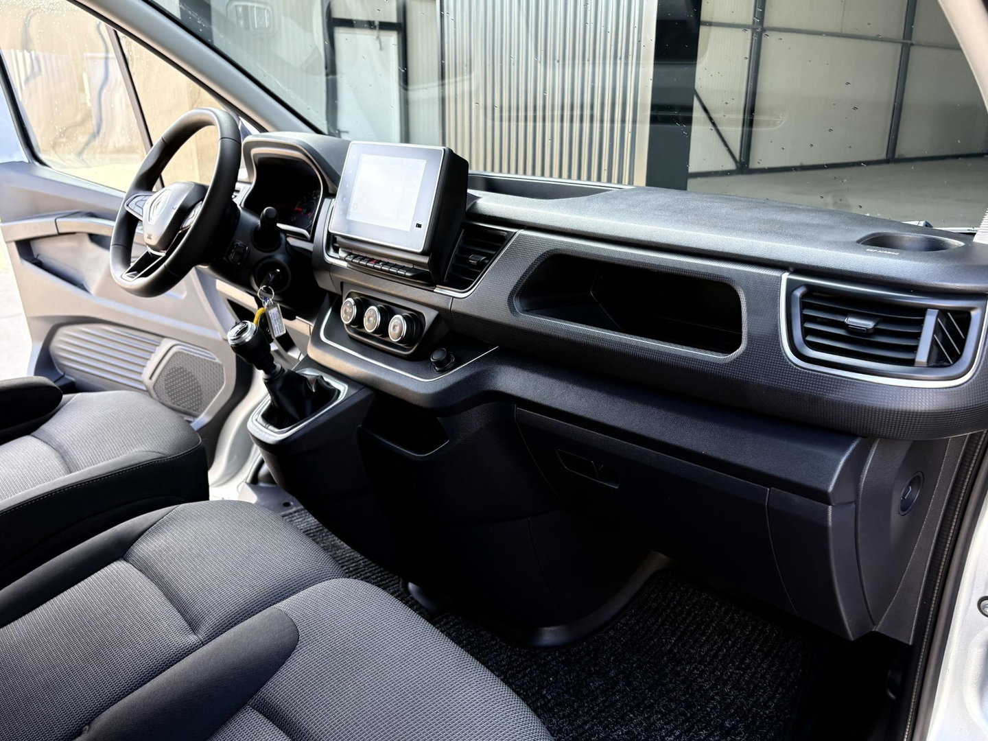 Renault Trafic Blue dCi | PERSONENBUS | INCL BTW BPM | CARPLAY | LED | CRUISE | STUURWIELBEDIENING