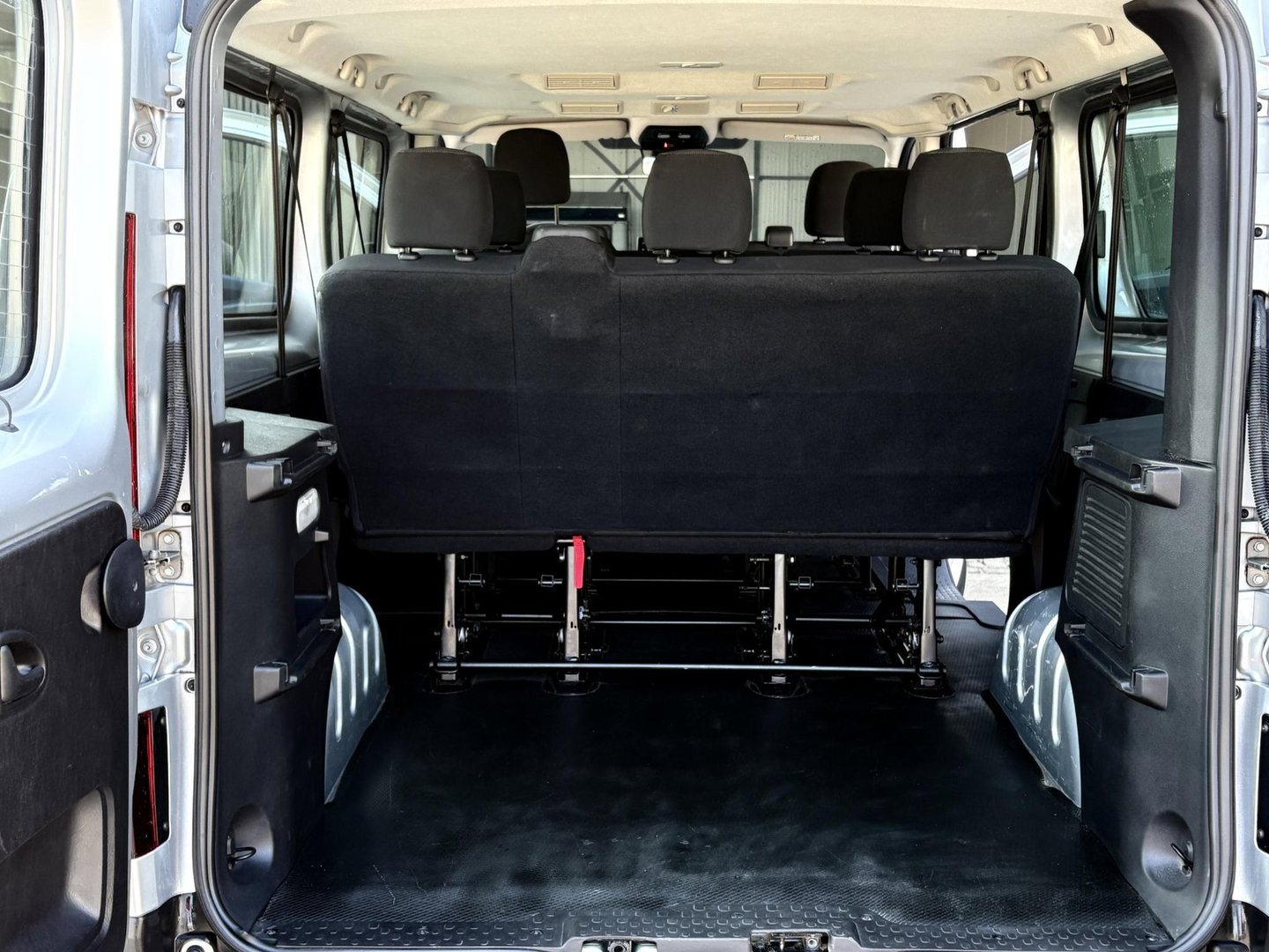 Renault Trafic Blue dCi | PERSONENBUS | INCL BTW BPM | CARPLAY | LED | CRUISE | STUURWIELBEDIENING