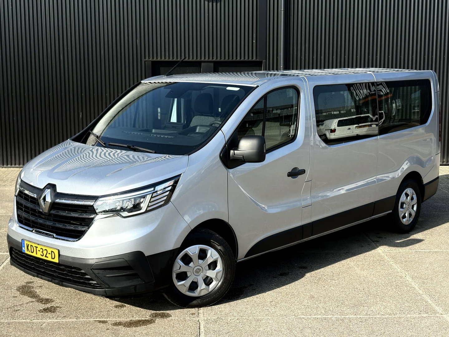 Renault Trafic Blue dCi | PERSONENBUS | INCL BTW BPM | CARPLAY | LED | CRUISE | STUURWIELBEDIENING