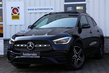 Mercedes-Benz GLA - 250 e AMG Line*Perfect Onderh.*Pano/Elek. Trekhaak/Night/Sfeer/LED/DAB/Keyless Entry+Go/Camera/Parkeersens.V+A/19 inch LM*