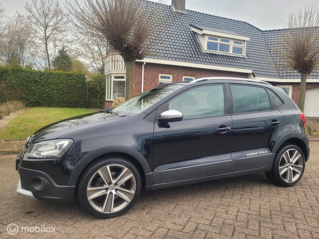 Volkswagen Polo - 1.2 TSI Cross clima/navi/lm/pdc/lm.