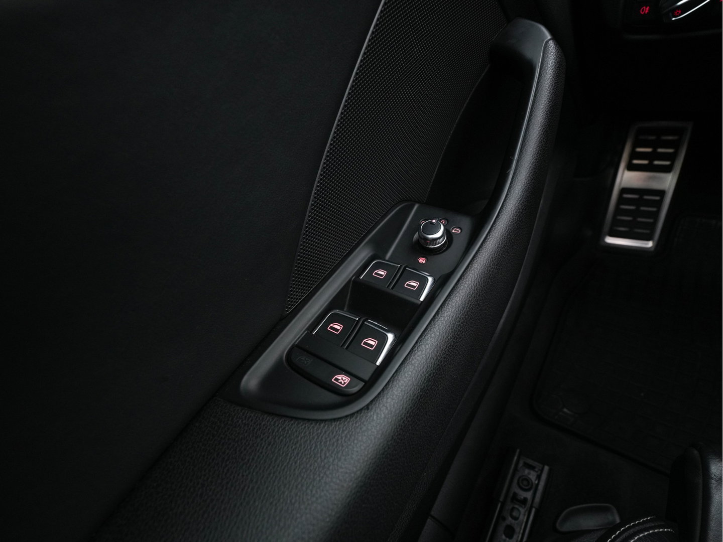 Audi S3 Sportback 2.0 TFSI Quattro Pro Line Plus Aut. *PANO | LEATHER | HEATED-SPORTSEATS | ADAPTIVE-CRUISE | FULL-LED | KEYLESS | CAMERA | NAVI-FULLMAP | PRIVACYGLASS | SHIFTPADDLES | ECC | PDC | 18''ALU*