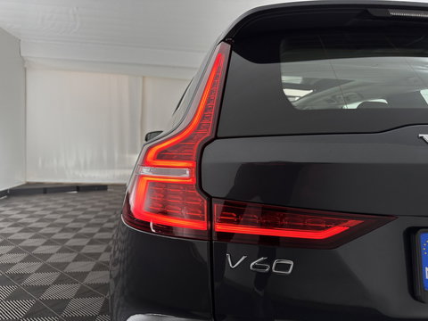 Volvo V60 2.0 D3 Momentum Aut. *PANO | LEATHER | FULL-LED | KEYLESS | BLINDSPOT | CAMERA | DAB | DIGI-COCKPIT | NAVI-FULLMAP | ECC | HEATED-SPORTSEATS | PDC | ADAPTIVE-CRUISE | LANE-ASSIST | HEAD-UP | 17"ALU*