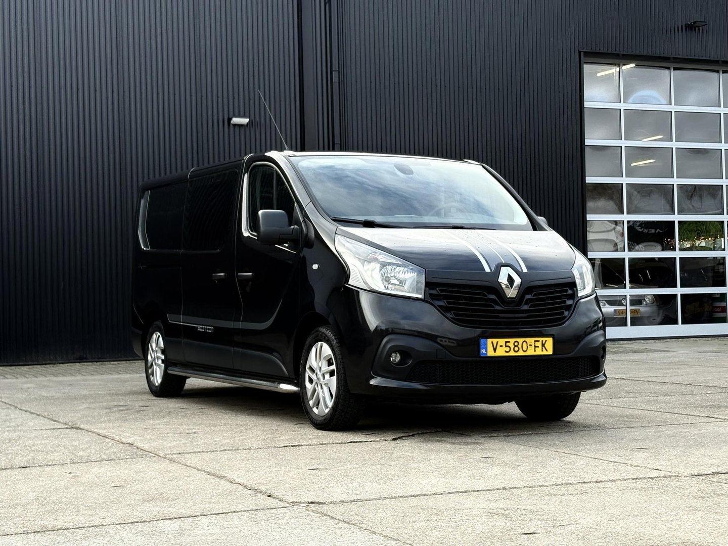 Renault Trafic 1.6 dCi 120pk Edition T29 L2H1 DC | Marge | 6-persoons | Dubbel cabine | Navigatie |