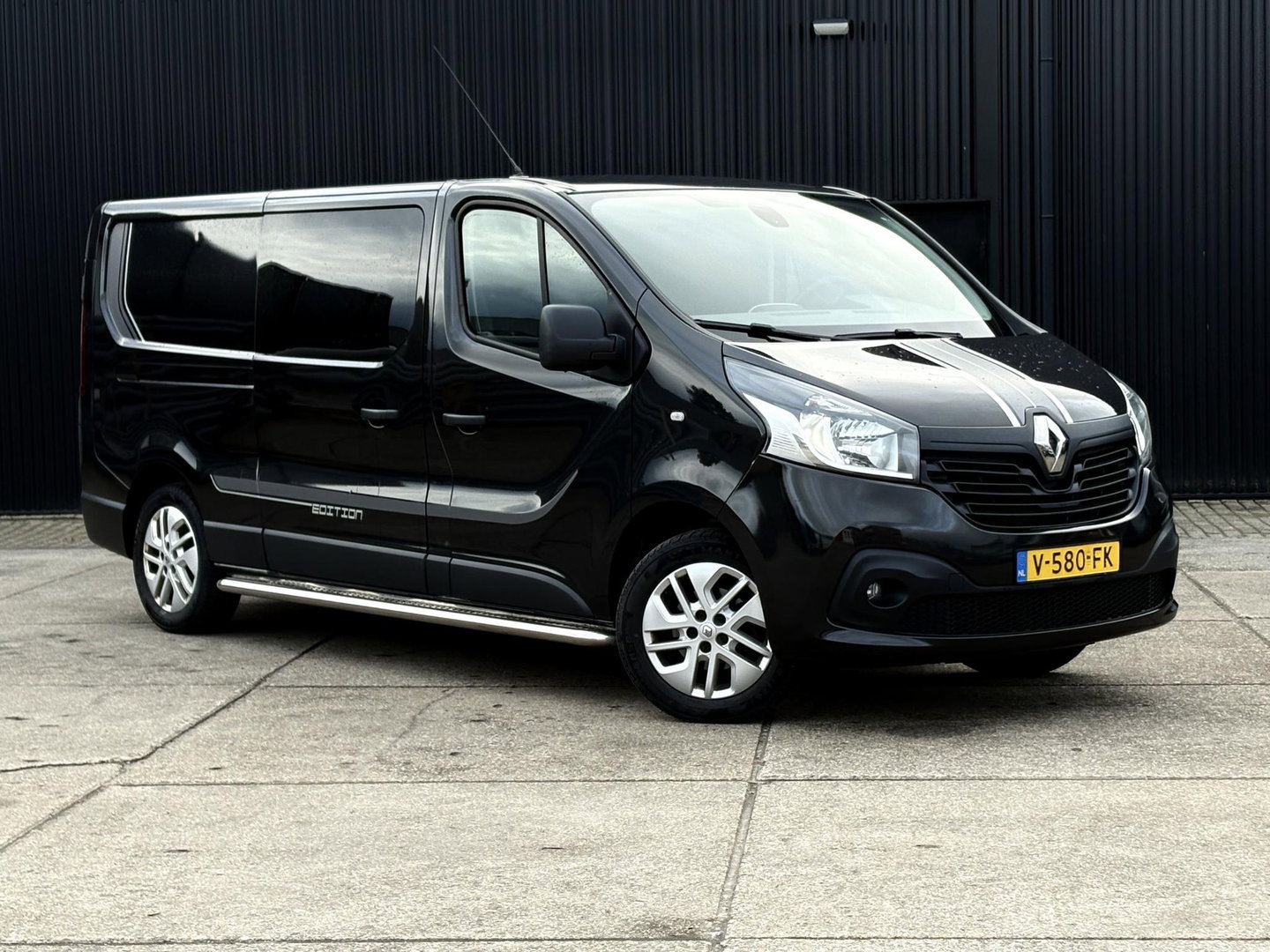 Renault Trafic 1.6 dCi 120pk Edition T29 L2H1 DC | Marge | 6-persoons | Dubbel cabine | Navigatie |