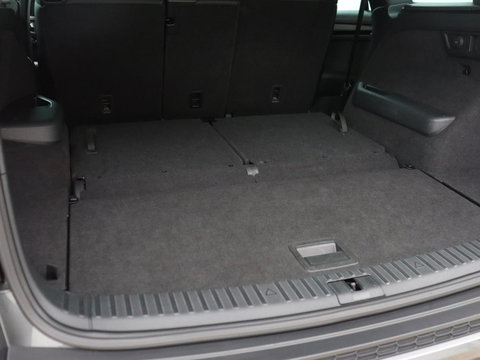 Škoda Kodiaq 1.5 TSI Sportline Business 7 Persoons | Stoelverwarming | Adaptive cruise | Alcantara | Matrix LED | Carplay | Keyless | Camera | Virtual Cockpit | Side Assist | Sfeerverlichting | Navigatie