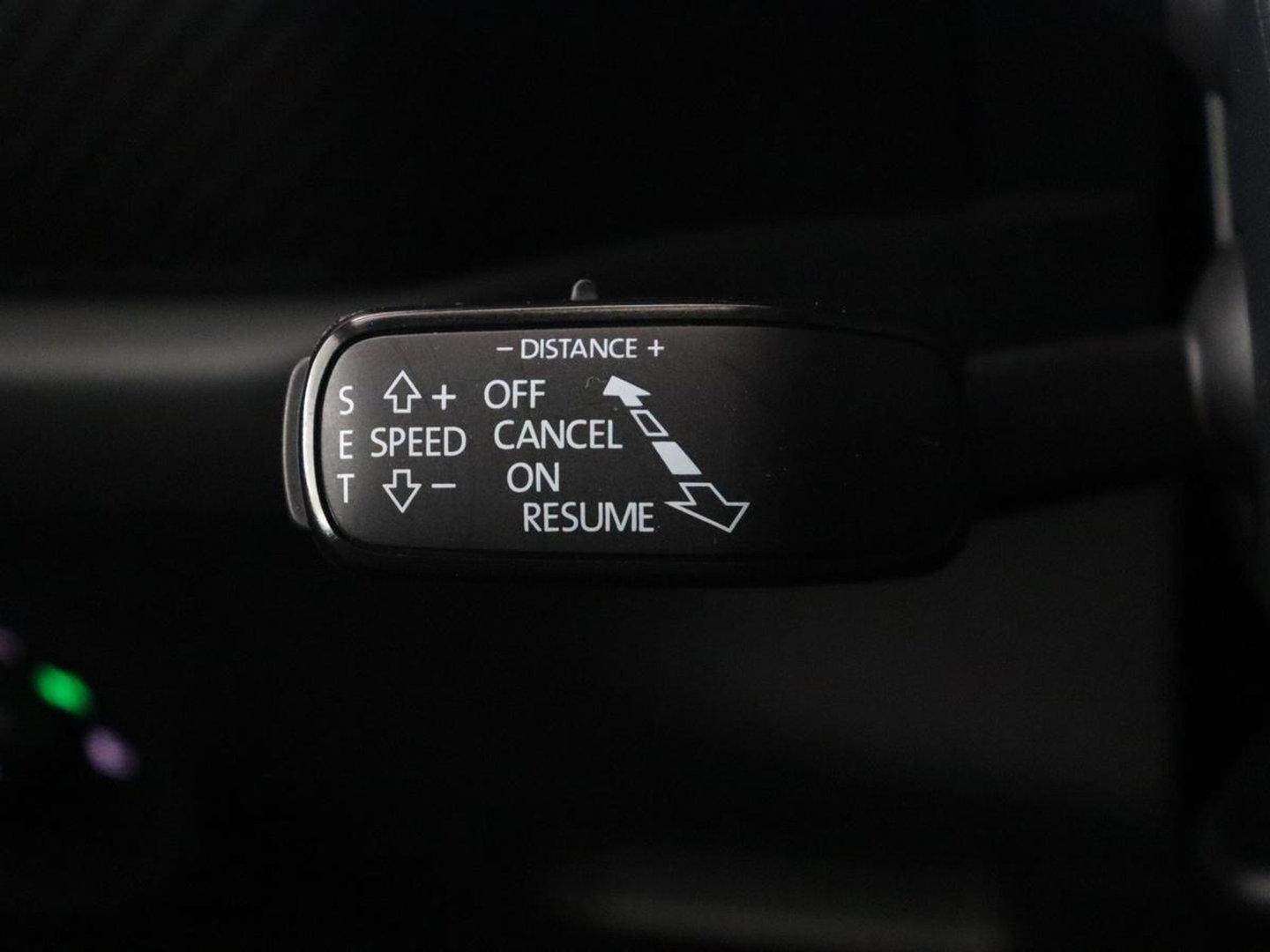 Škoda Kodiaq 1.5 TSI Sportline Business 7 Persoons | Stoelverwarming | Adaptive cruise | Alcantara | Matrix LED | Carplay | Keyless | Camera | Virtual Cockpit | Side Assist | Sfeerverlichting | Navigatie