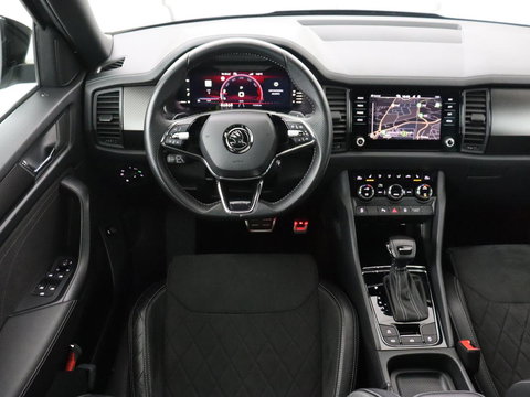 Škoda Kodiaq 1.5 TSI Sportline Business 7 Persoons | Stoelverwarming | Adaptive cruise | Alcantara | Matrix LED | Carplay | Keyless | Camera | Virtual Cockpit | Side Assist | Sfeerverlichting | Navigatie